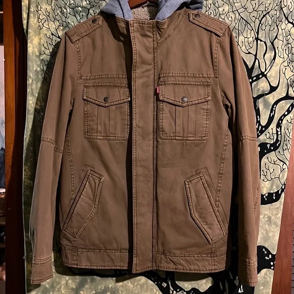 NWT Levi’s Washed Cotton Quilt-Lined Trucker Jacket - Picture 1 of 16